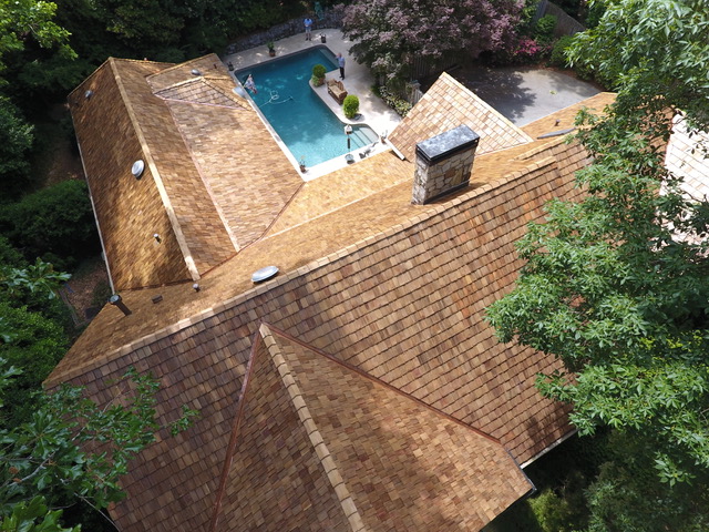 Cedar shake roof, Atlanta &mdash; photo