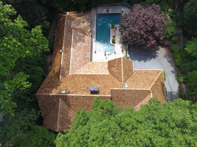 Cedar shake roof, Atlanta &mdash; photo